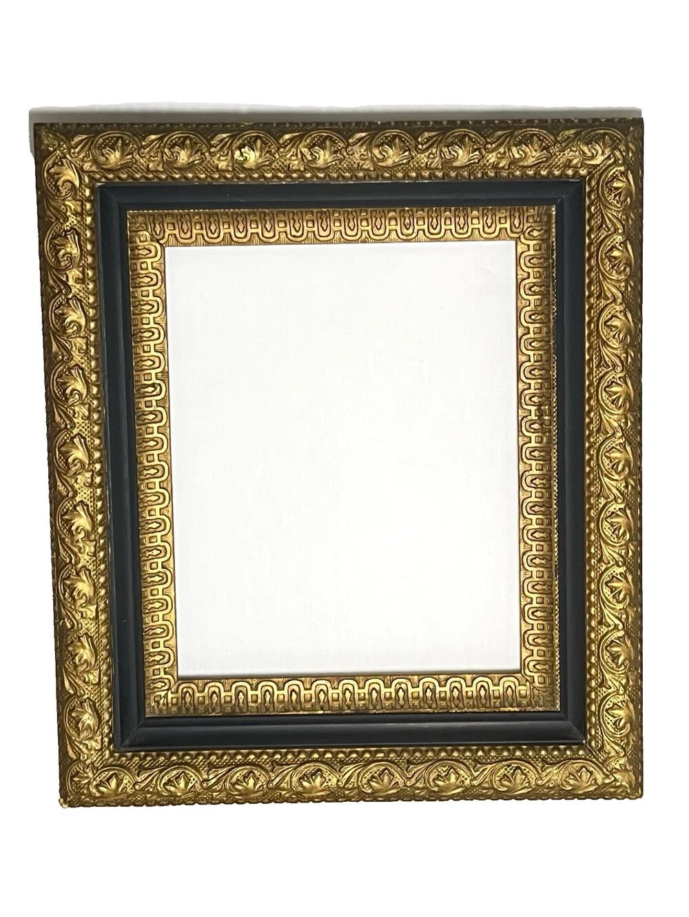 Vintage Fits 8 x 10 French Ornate Picture Frame Wood Gold Gilt Fine Art  B